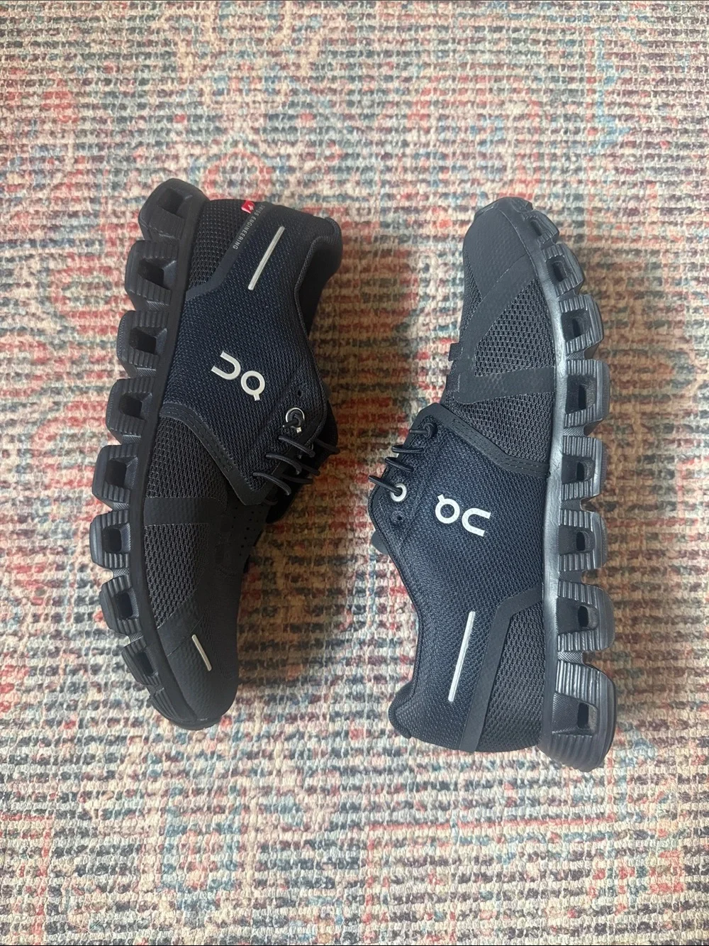 On Running womens black